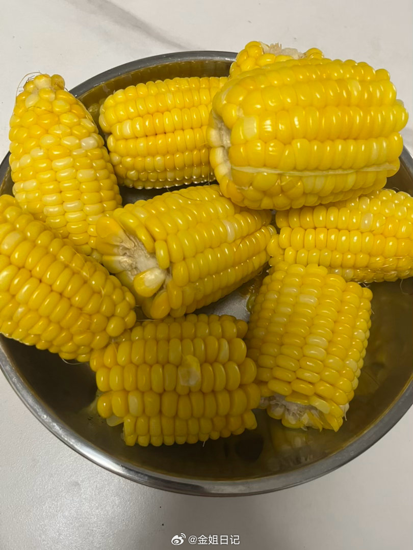 🌽吃早餐啦！你们吃的什么早餐？吃饱了有力气，记得老规矩