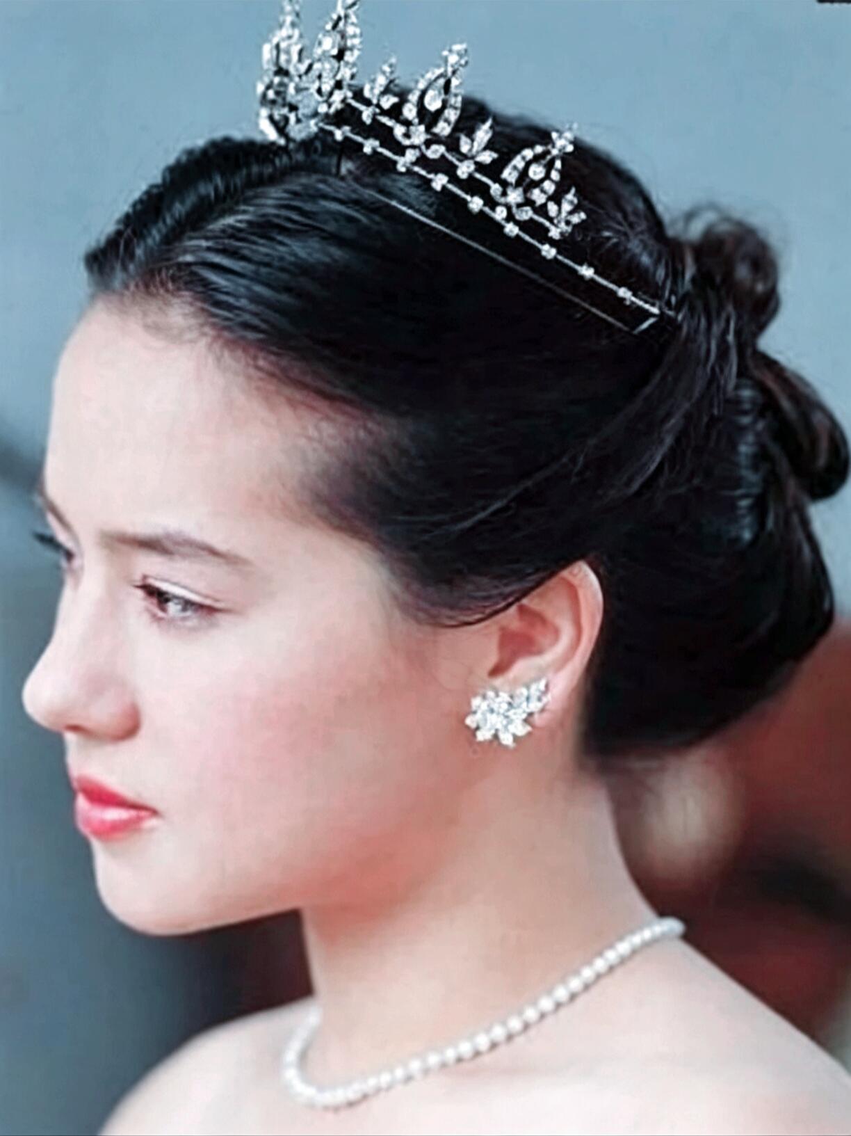 歹竹出好笋·泰王室颜值天花板姐妹||这对王室姐妹花，妥妥的一半风雨，一半天选，不