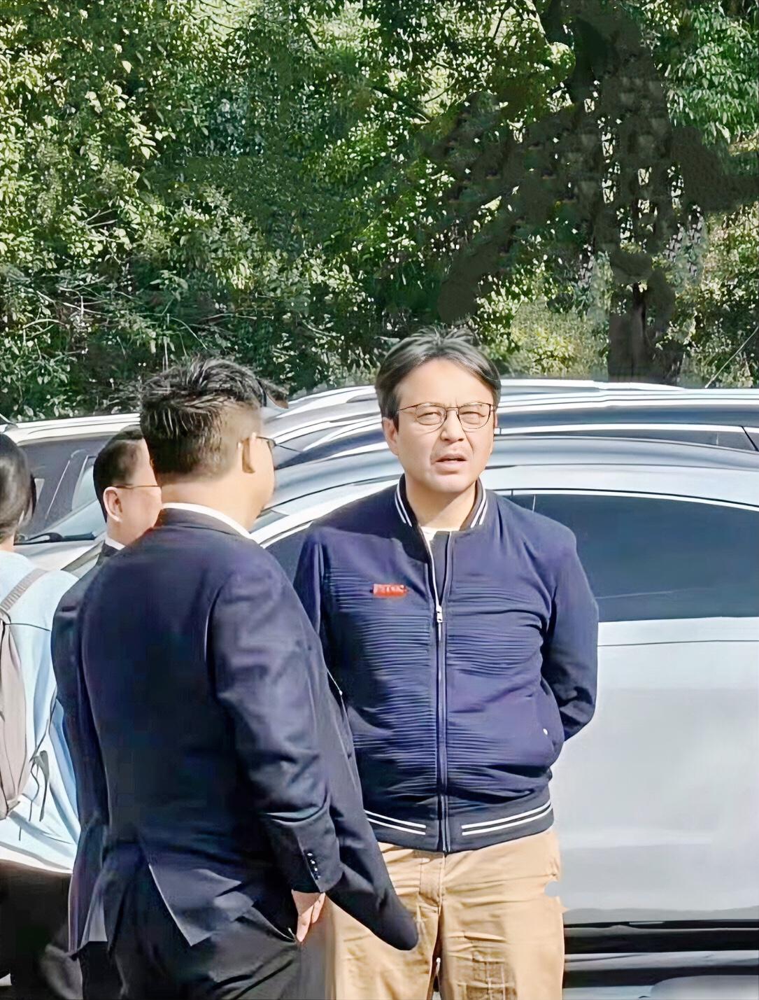 汪涵早已跻身湖南卫视管理层，那么放在体制内行政体系中，他对应的是什么级别娱乐