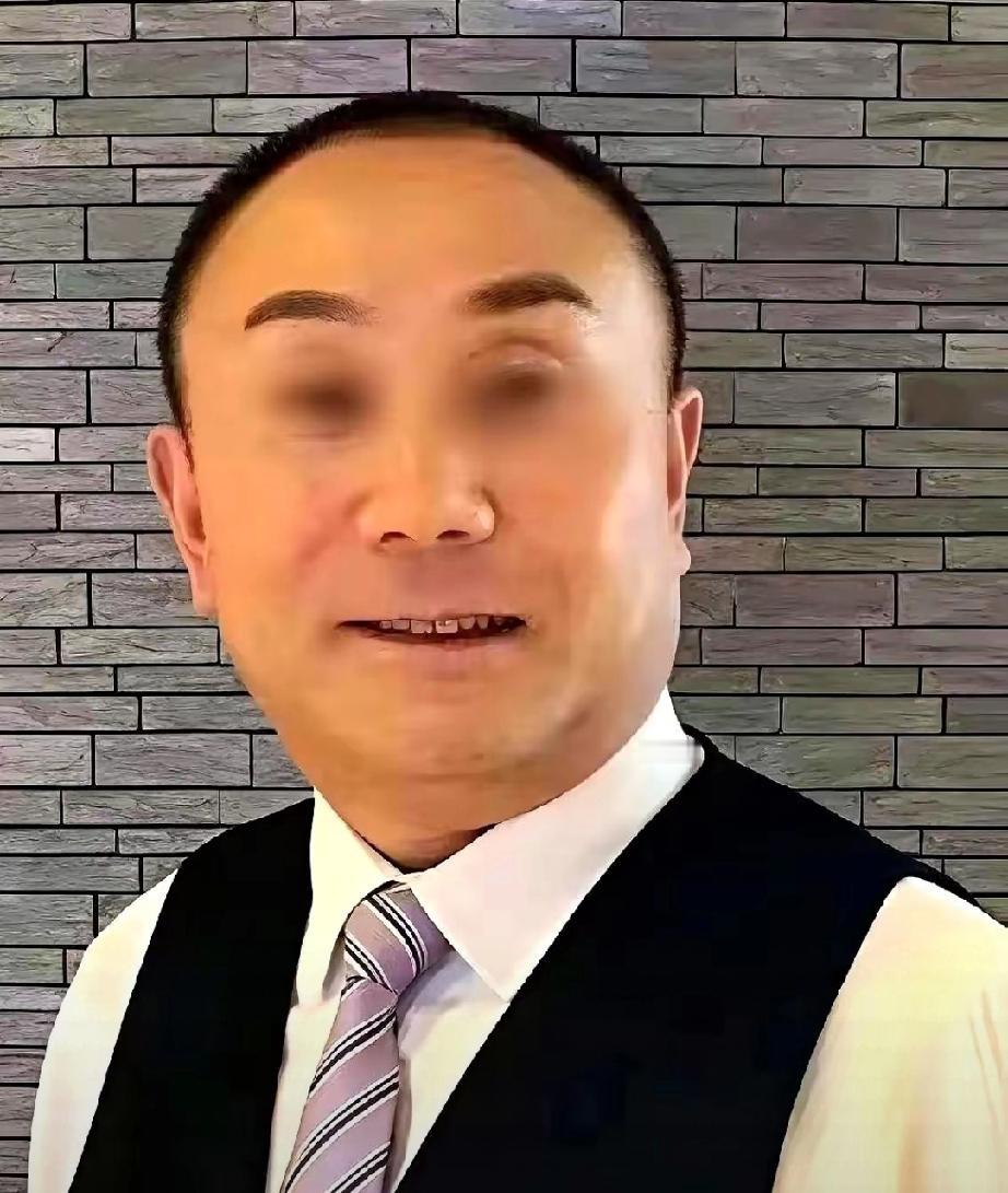 赛格清退商户这事，听一个在里面卖衣服的表妹说完，我后背直发凉。这根本不是抓什么