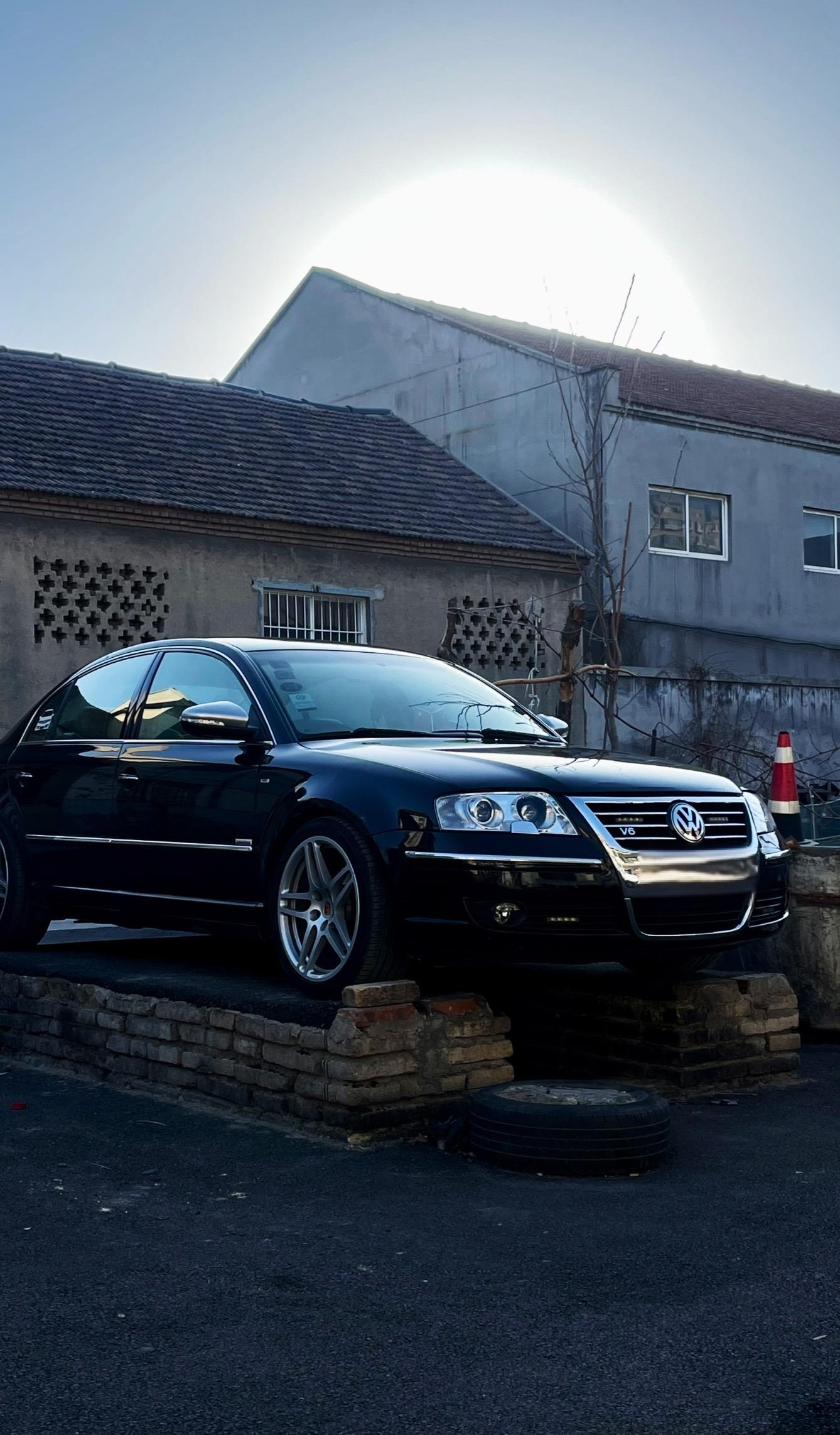 起猛了 又看见车蹲茅子。