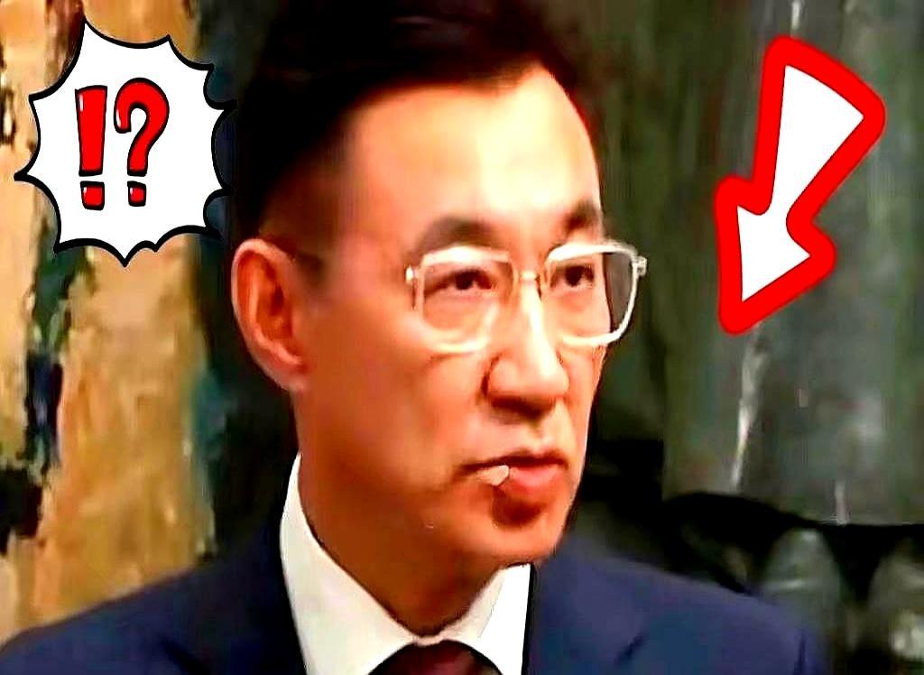 江启臣刚说完，几十双眼睛齐刷刷盯向了郑丽文。他当着所有人的面，公开要配合卢