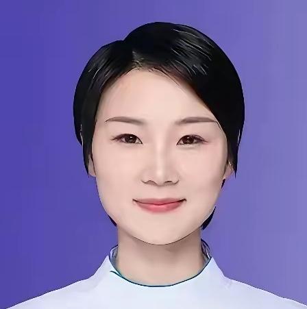 祖院长的夫人彭某某才42岁，比曾医生小了2岁，保养的很好，长的也很漂亮，论颜值甚