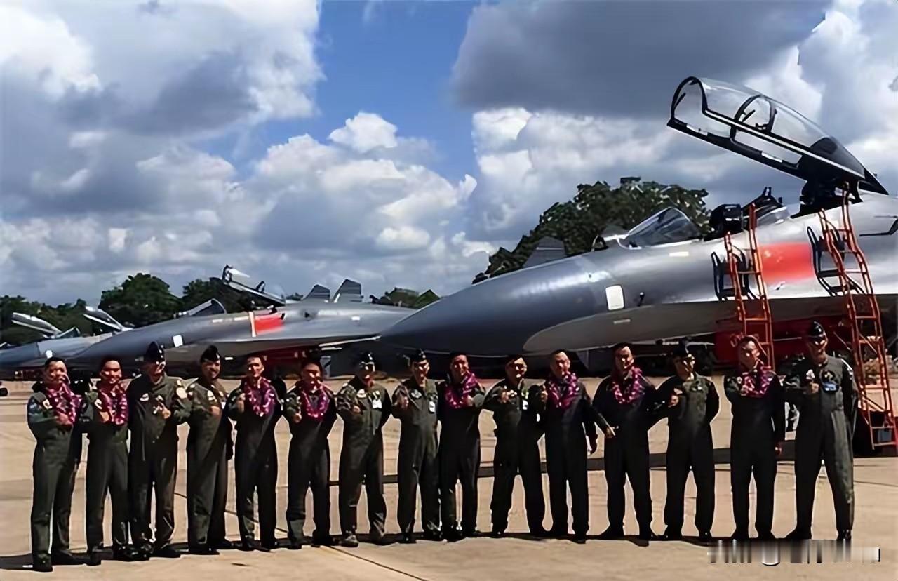 中泰空军对抗训练回顾：歼11A曾因装备落后在超视距被碾压2015年中泰空军联合