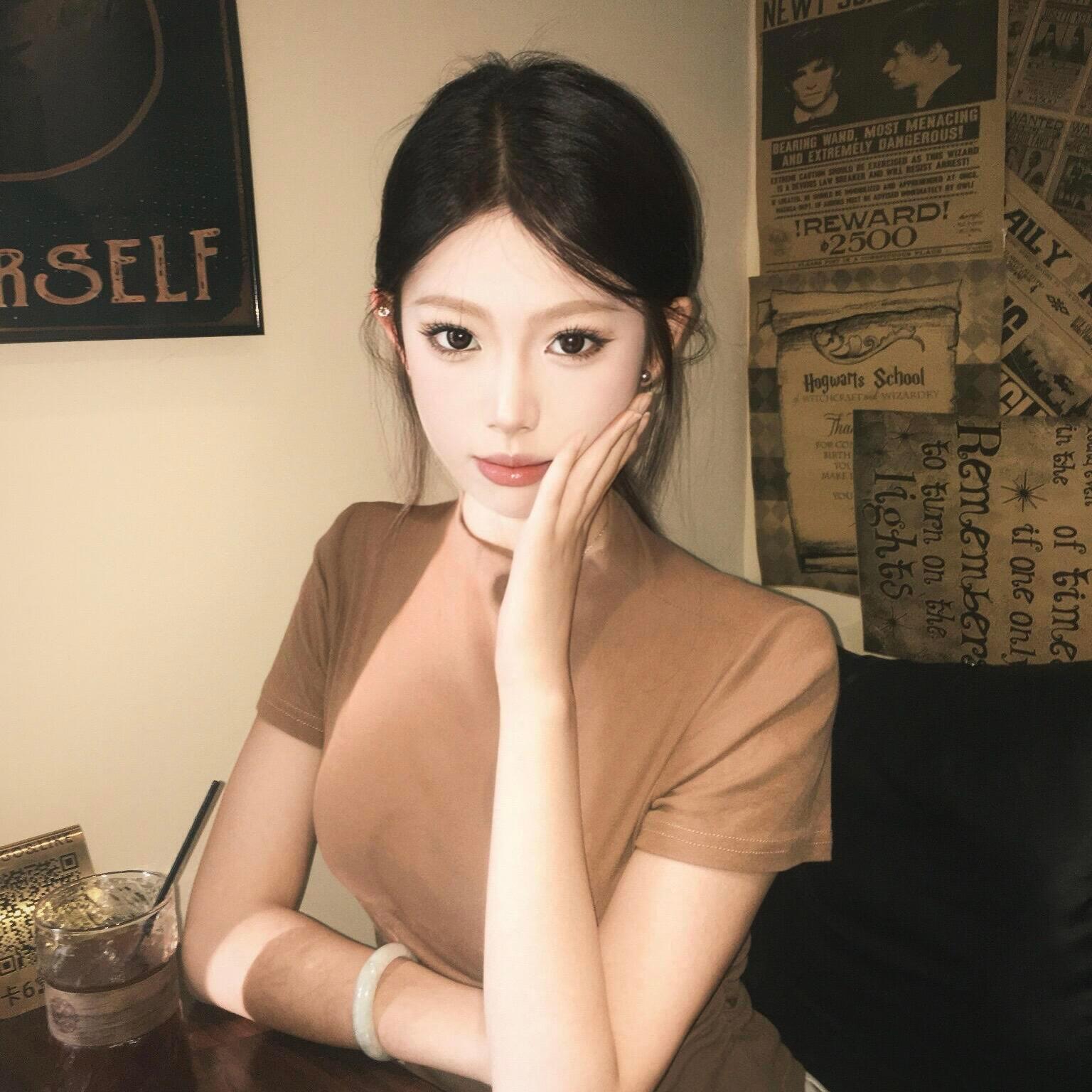 超级搭配的头像背景图无水印头像​​​