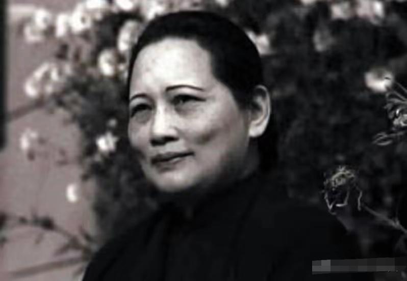 1969年春天，宋庆龄收到60万美元汇款，是弟弟死后分给她的遗产。可短短两个月后