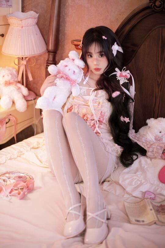 🎀甜妹狙击，掉进粉色少女的梦里