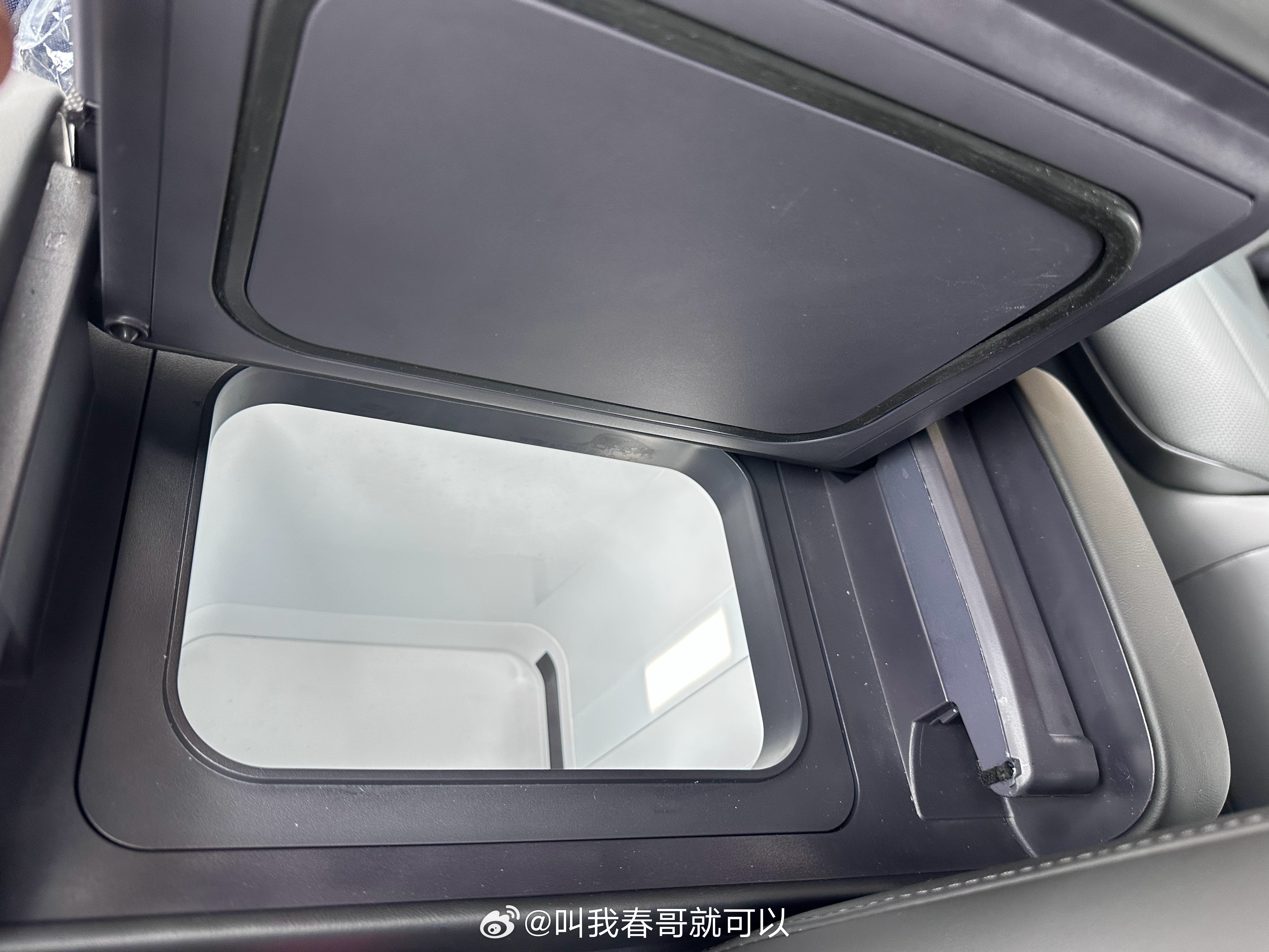 感觉现在消费者买车都是无所适从，一个月80多场发布会，你说能让人记住的车型有多少