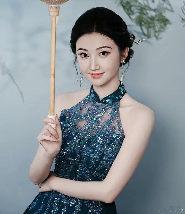 不少人到现在都心存疑惑：当年景甜怎么会选择和张继科走到一起？背后的逻辑其实并不难