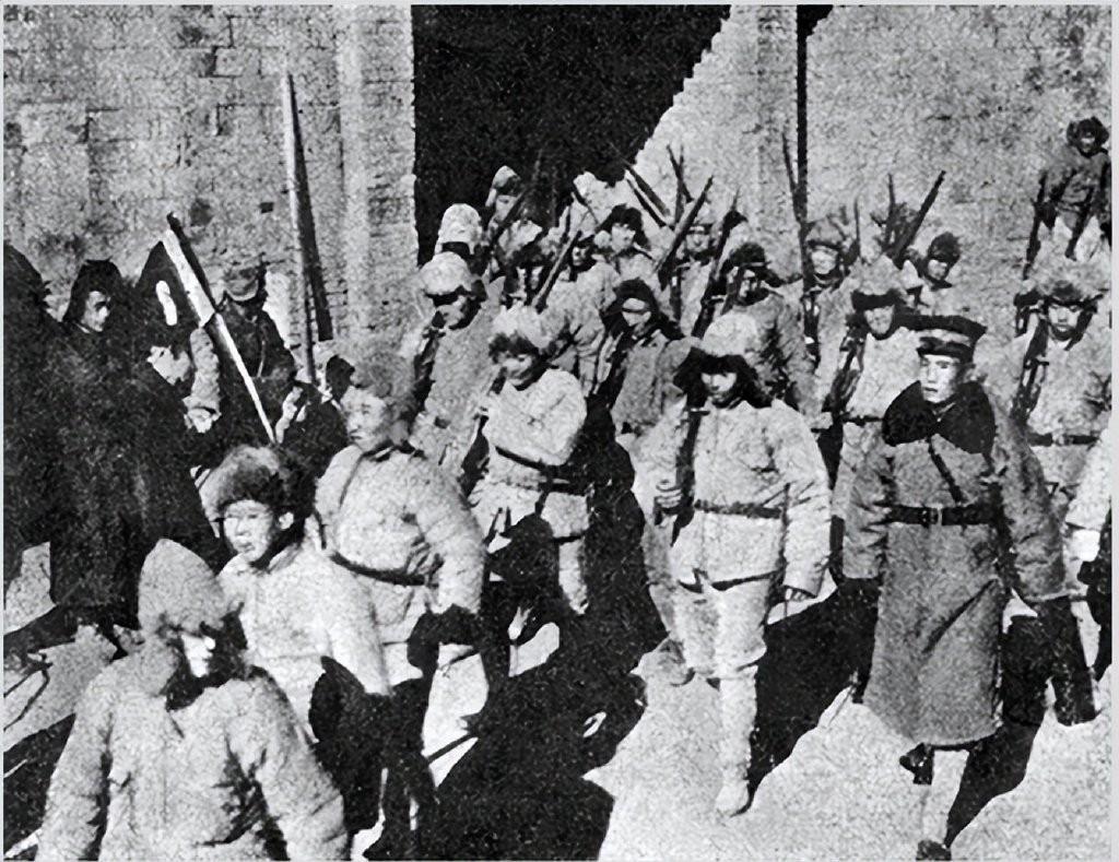 野史：1939年1月，那个连名字都没留下的女人，被押上了刑场。就在行刑前，敌人把