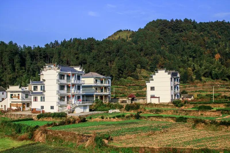 2025年，江西上饶农村养老金最低标准为212元/月，此时，国家统一增加20元，