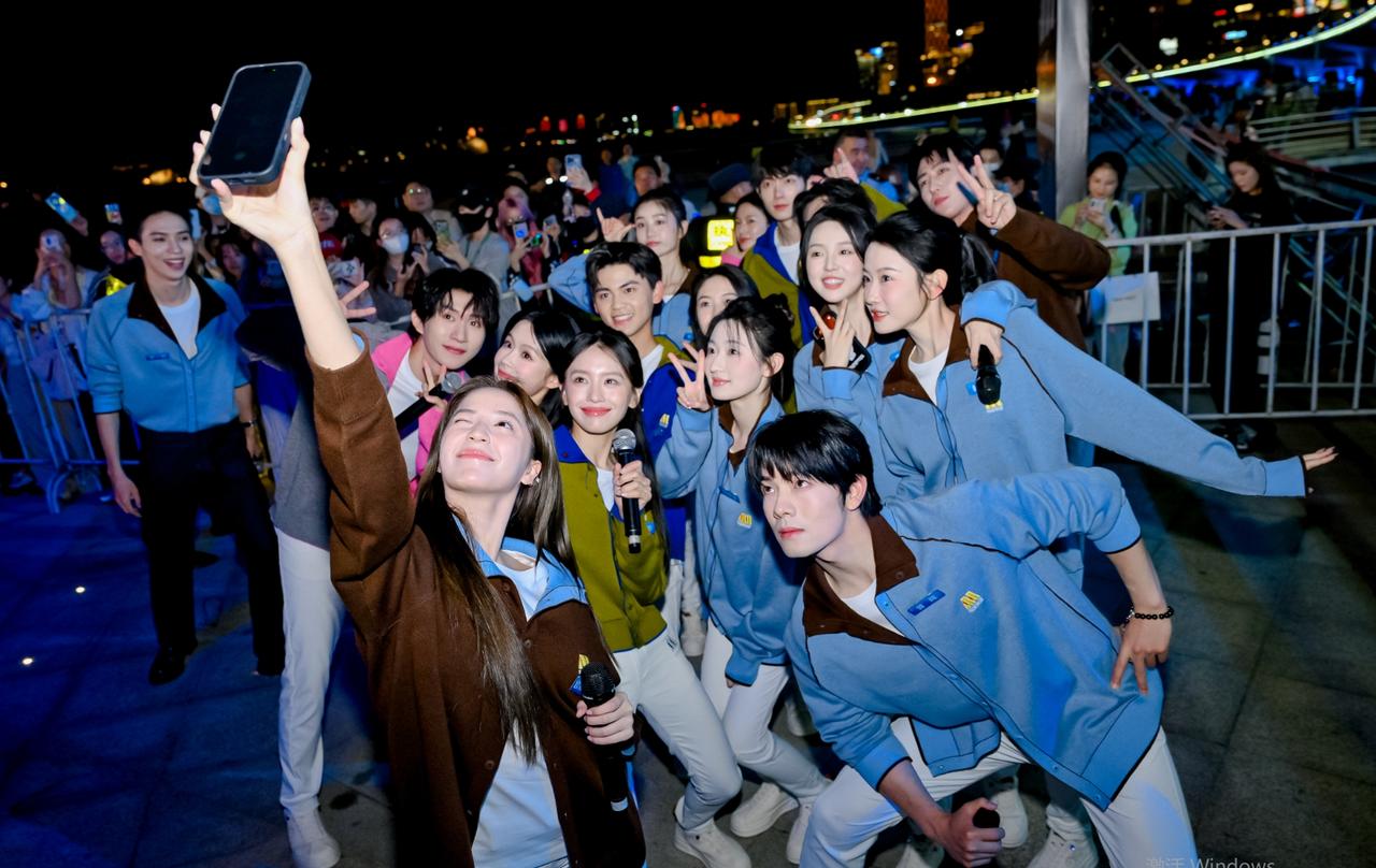 星辰大海青年演员优选计划40位学员这次短剧演员至少占了十几个名额，现在很多短剧