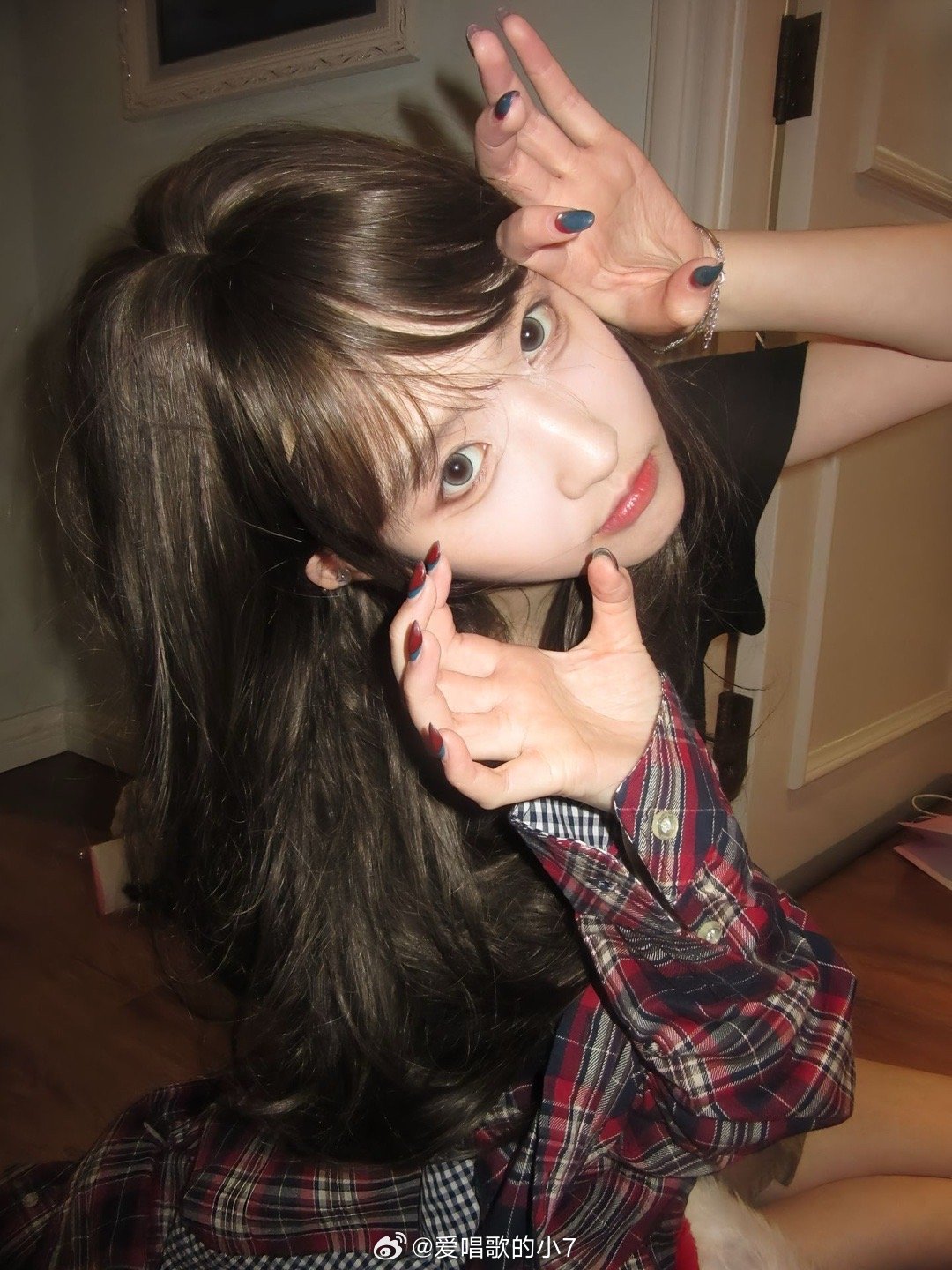 停车被人贴了纸条，我们小区是老小区，都是地面停车，有划停车位，物业说的是原则上是