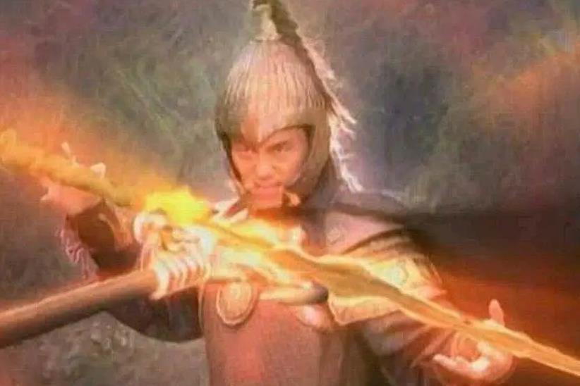 孔宣和杨戬生死斗，谁能赢到最后？就这么讲吧！孔宣闯荡洪荒的时候，杨戬还在玩尿