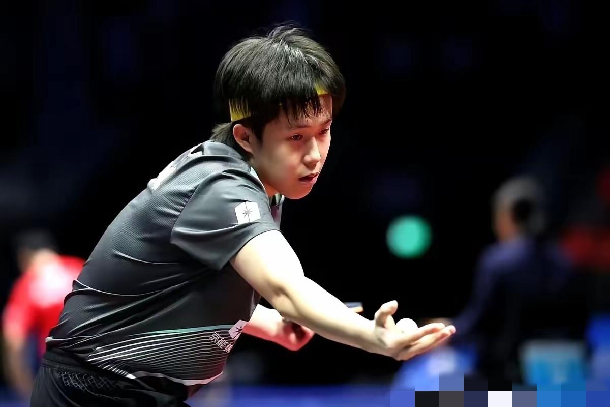 真别再怪王楚钦“不懂规矩”了，他不过是没乖乖待在别人画好的“双打陪练”圈里。