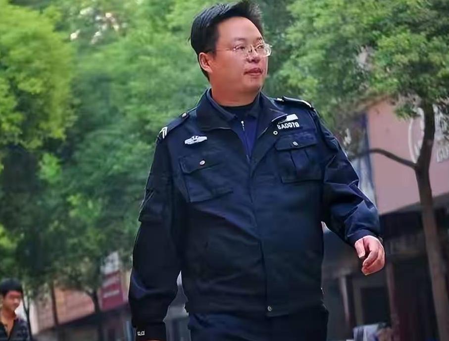 “最惨”理科状元，1991年高考成绩接近满分，成功考上清华，没想到毕业后却选择当