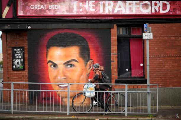 曼联C罗正在建设他的体育营销帝国。第一步，从他的CR7体育投资公司买入西乙阿尔