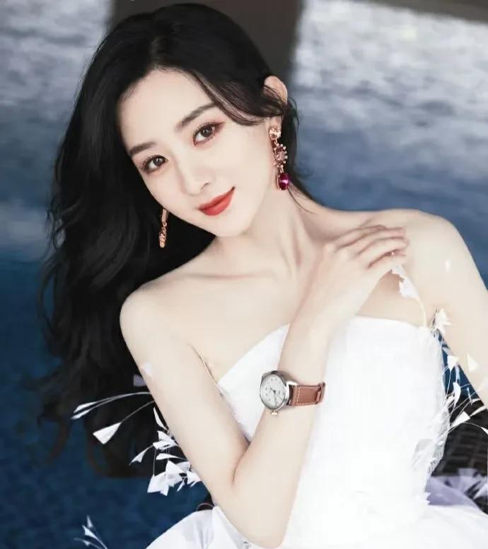 三位人品好，颜值演技俱佳，你更喜欢哪一位呢？1.赵丽颖2.赵今麦3.谭松韵
