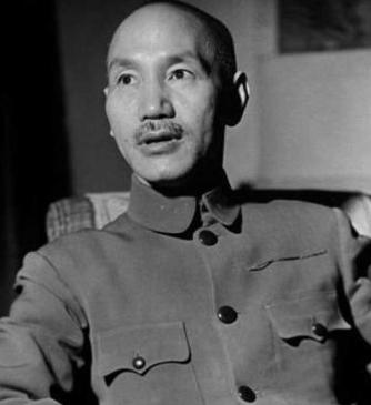 1946年6月6日，蒋介石悔断肠的日子：因为那一天他给东北战场的国民党军下达了停