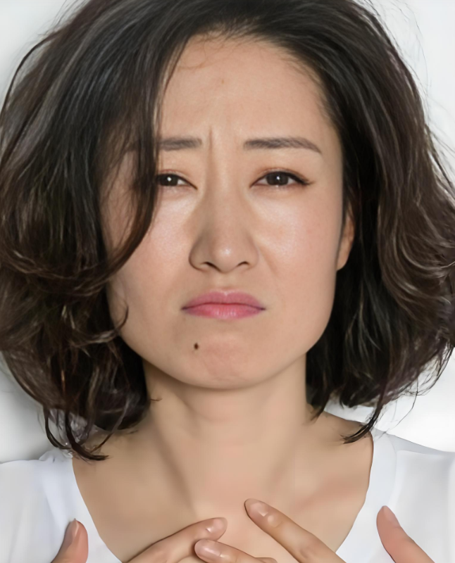 前夫嫌她戏少赚钱慢七年里，刘敏涛在豪宅当“全职太太”，银行卡零收入；2013年