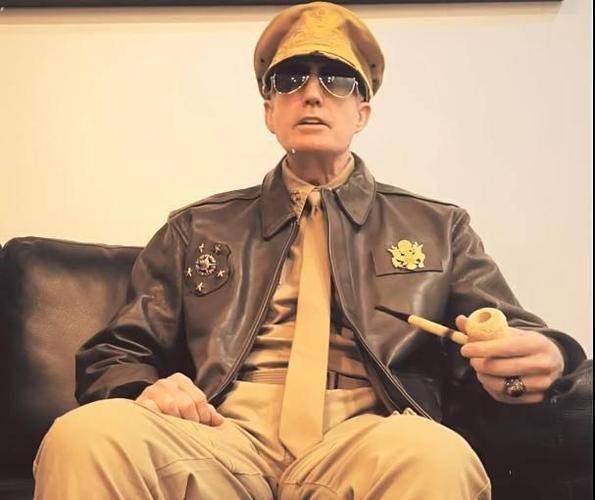 杜鲁门为何宁丢总统也要罢免麦克阿瑟？1951年4月11日凌晨时分，美国全国广