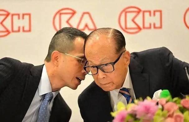 🌞事实证明，李泽钜被“除名”后，李嘉诚的时代要过去了。 （信息来源：金