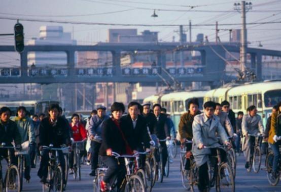 其实很多人没有发现，今天的中国这么强大，其实是很反常的。按常规历史逻辑，一个国家