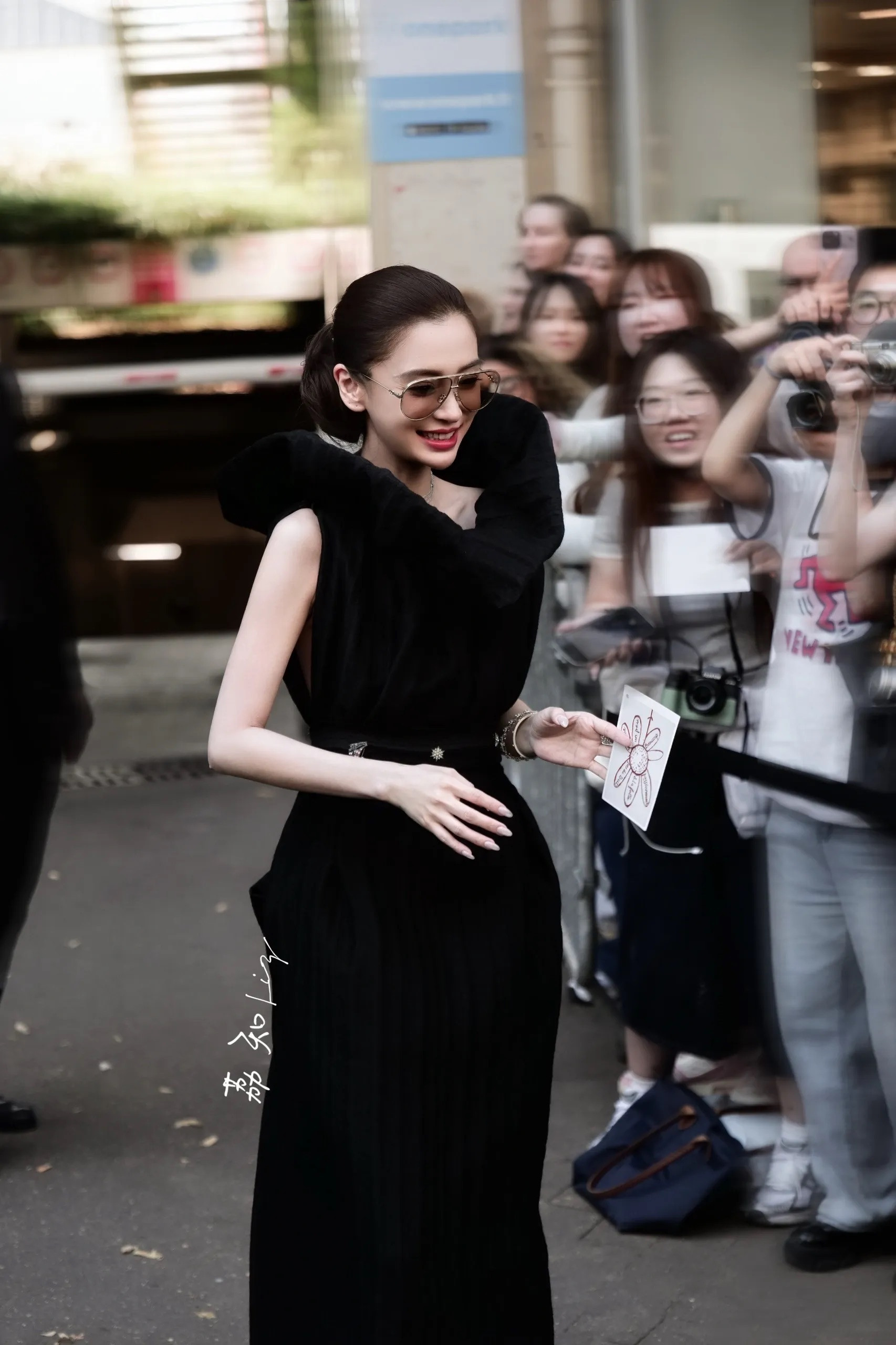 同一位摄影师拍的Angelababy迪丽热巴【Angelababy迪丽热巴】神