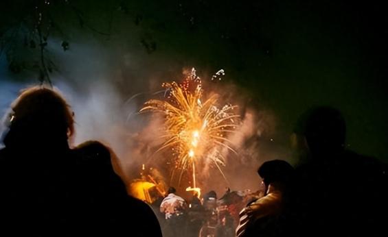 为什么过年越来越没年味了？主要是三个原因，大家不得不面对 小时候一进腊月，年