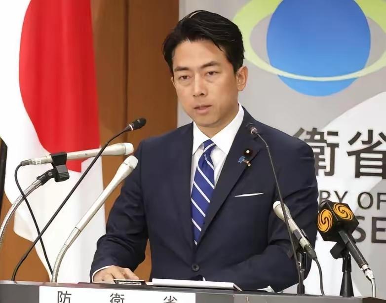 反驳，愤慨，没有用。日本防卫大臣小泉进次郎召开记者会，反驳中国对日本企业的管制，
