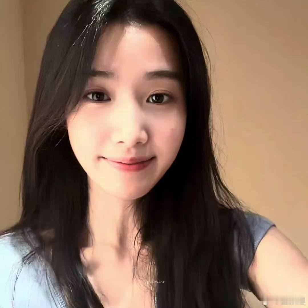 卢昱晓手搓迪士尼动画卢昱晓手搓蜘蛛侠卢昱晓自带动画滤镜，一人分饰画面音效，复刻蜘