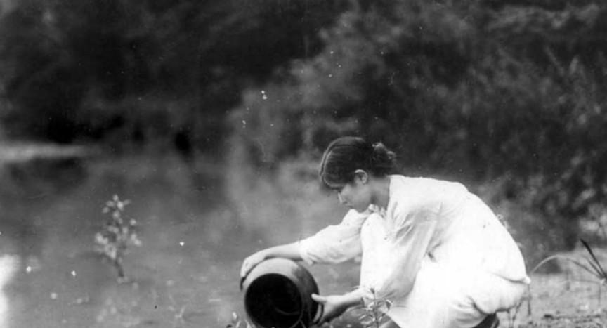 当年抗美援朝战场上，中朝双方曾定下一条铁律：严禁志愿军与朝鲜妇女通婚，违反者甚至