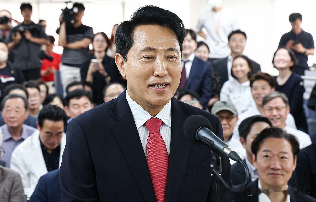 保守阵营格局重塑！吴世勋快速上位，成韩国大选最大黑马15日韩媒消息，韩国保守