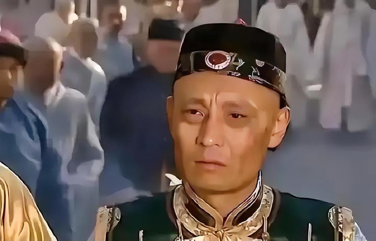 1730年，雍正将三哥胤祉全家囚禁，胤祉大发牢骚说：“我有什么罪？不就是在怡亲王