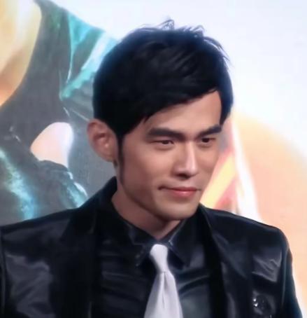 明眼人都能看出来，华语乐坛这些年，能拿出2000万做一支MV的，可能就只