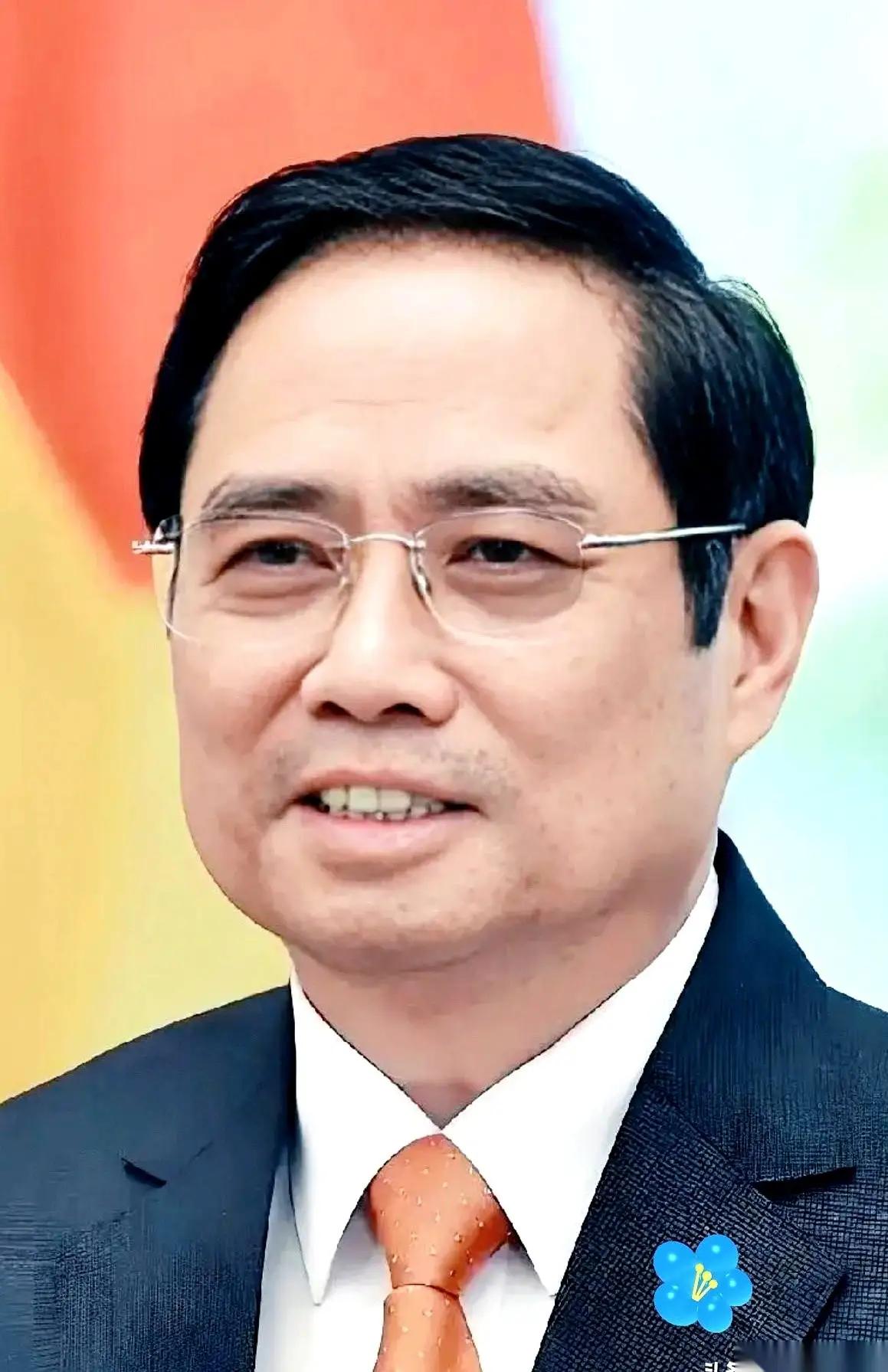 越南这回，真把桌子给掀了。搭上俄罗斯，直接上马核电站。这消息一出来，我脑