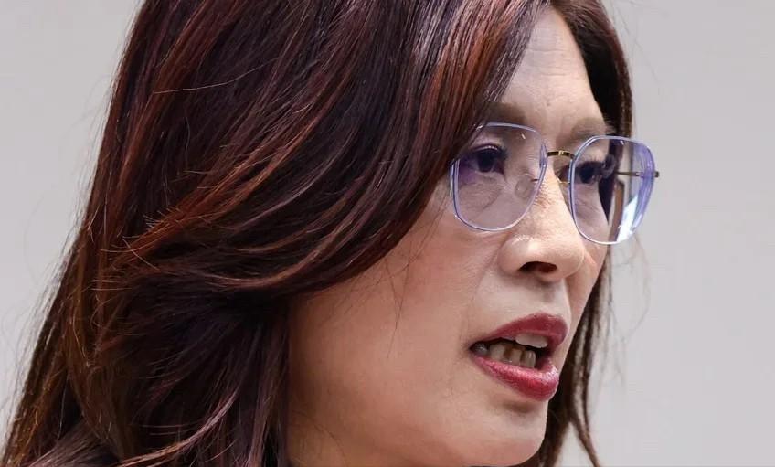 郑丽文的狂妄与无知6月18号，国民党主席郑丽文上岛内节目，又开始大放厥词，再