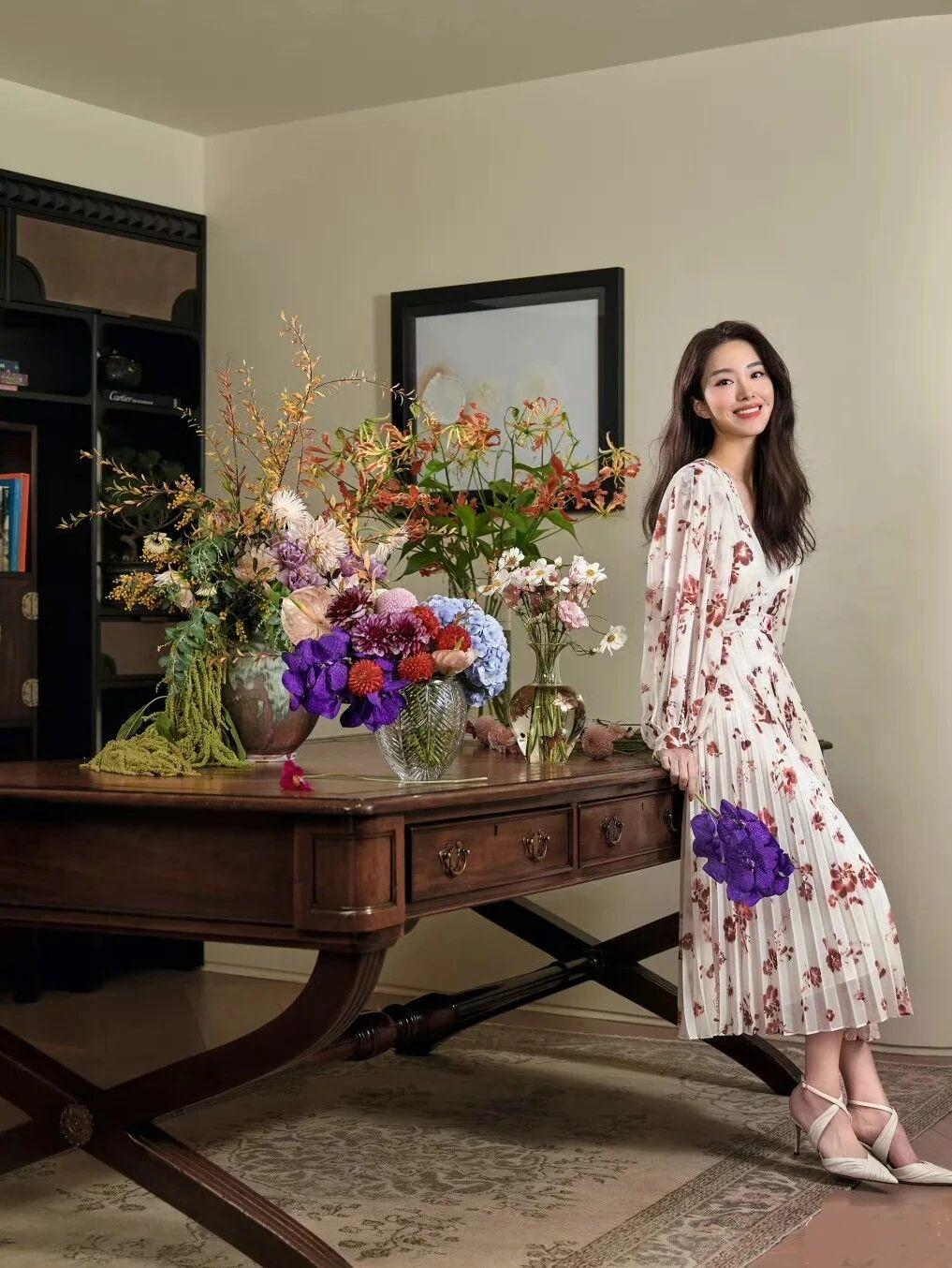 演员杨采钰的大平层，其实不买别墅也挺好！