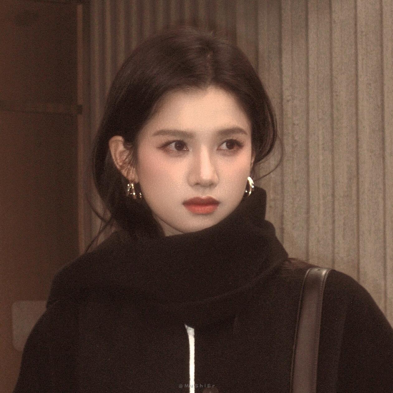 归国张婧仪​​​