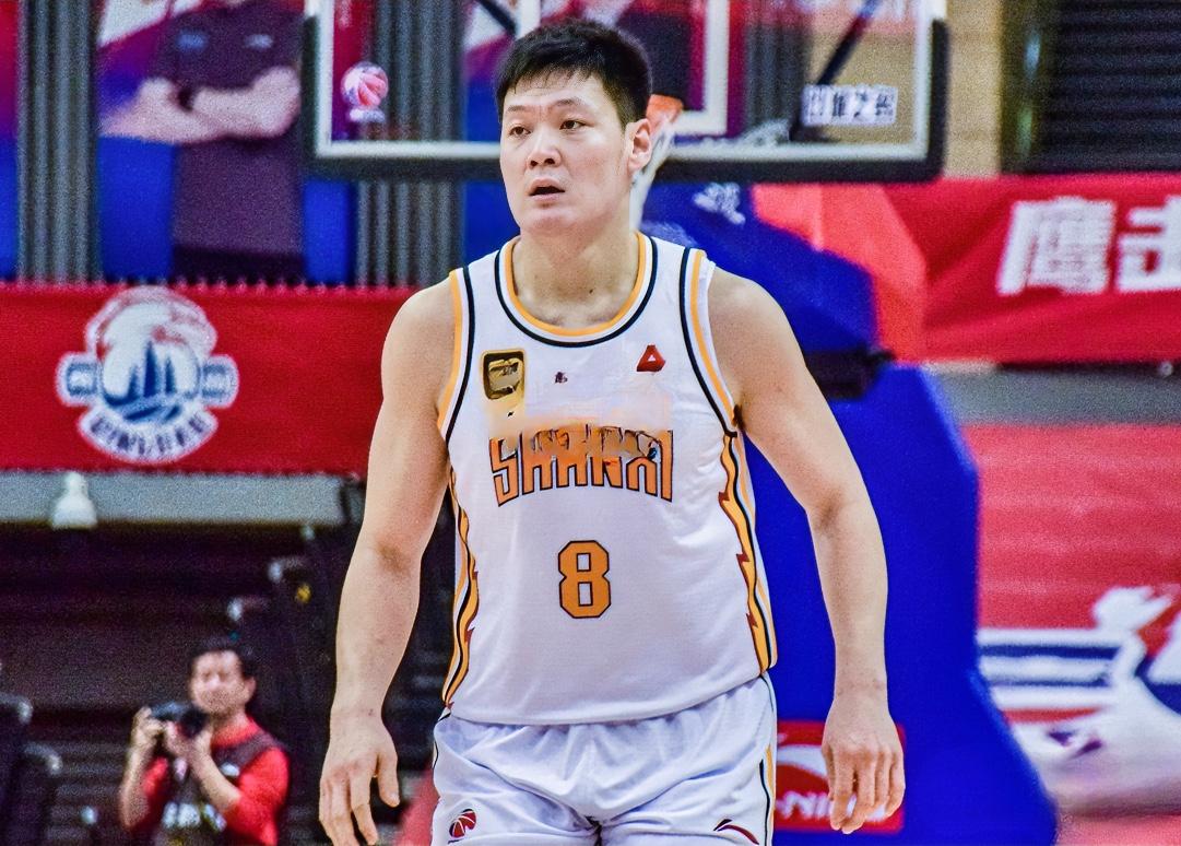 张宁：潘指导，球迷都说你不下课，山西男篮就没有出头之日，你怎么看的啊？？？潘江