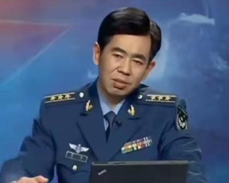 在一档节目中，主持人问军事教授戴旭道：中国解放军在任何情况下都是不开第一枪？戴旭