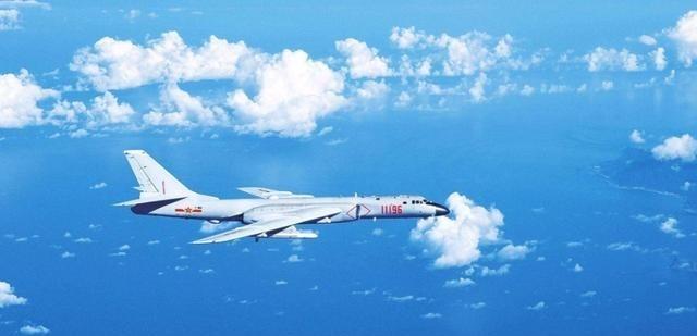 动手了！抗议一万遍，不如出动轰炸机飞一飞！咱们的轰炸机出动了！1月31日，根据国