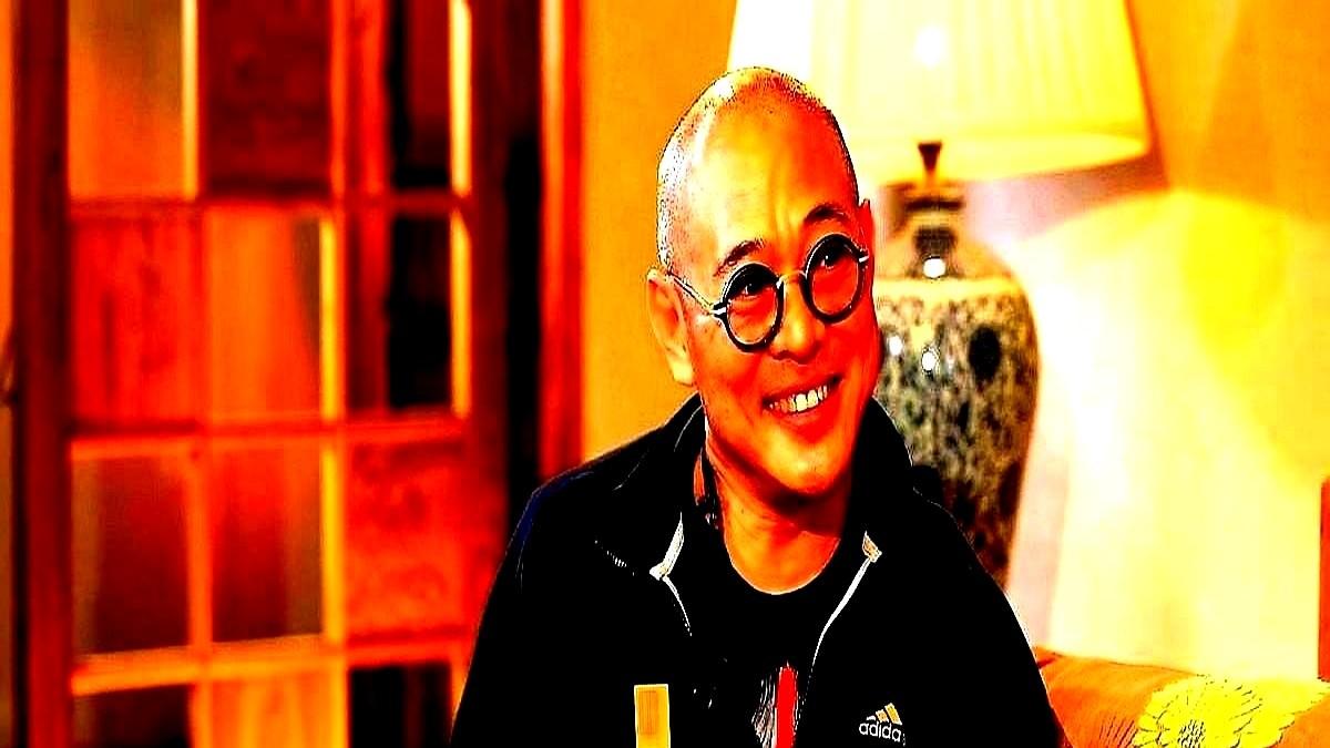 最近听说《叶问5》黄了，传言是卡在了片酬上。据说3个亿的盘子，甄子丹要价1.