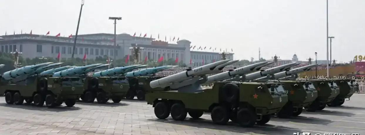 快讯！美国突然宣布了就在这两天，央视播出了我海军055型驱逐舰在海上训练海