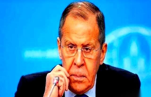 刷到个新闻，一下给我干沉默了。俄罗斯，一个GDP还不如咱们广东的地方，硬是把全