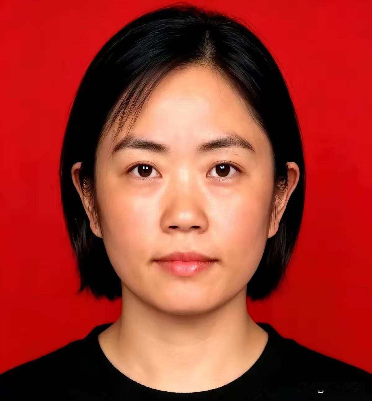 太佩服了！一个搞了20年军工、肩膀上扛着大校军衔的空军女高工，退役后，谢彬蓉选了