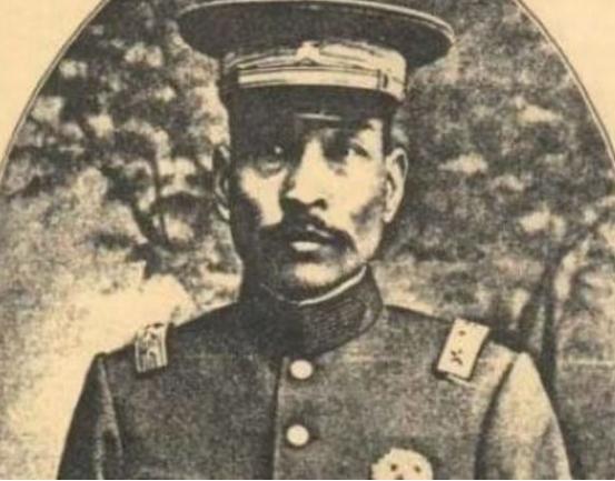 民国时有个督军叫王占元，极其抠门。别人请客，他次次都到，吃得最香。轮到他请客，永