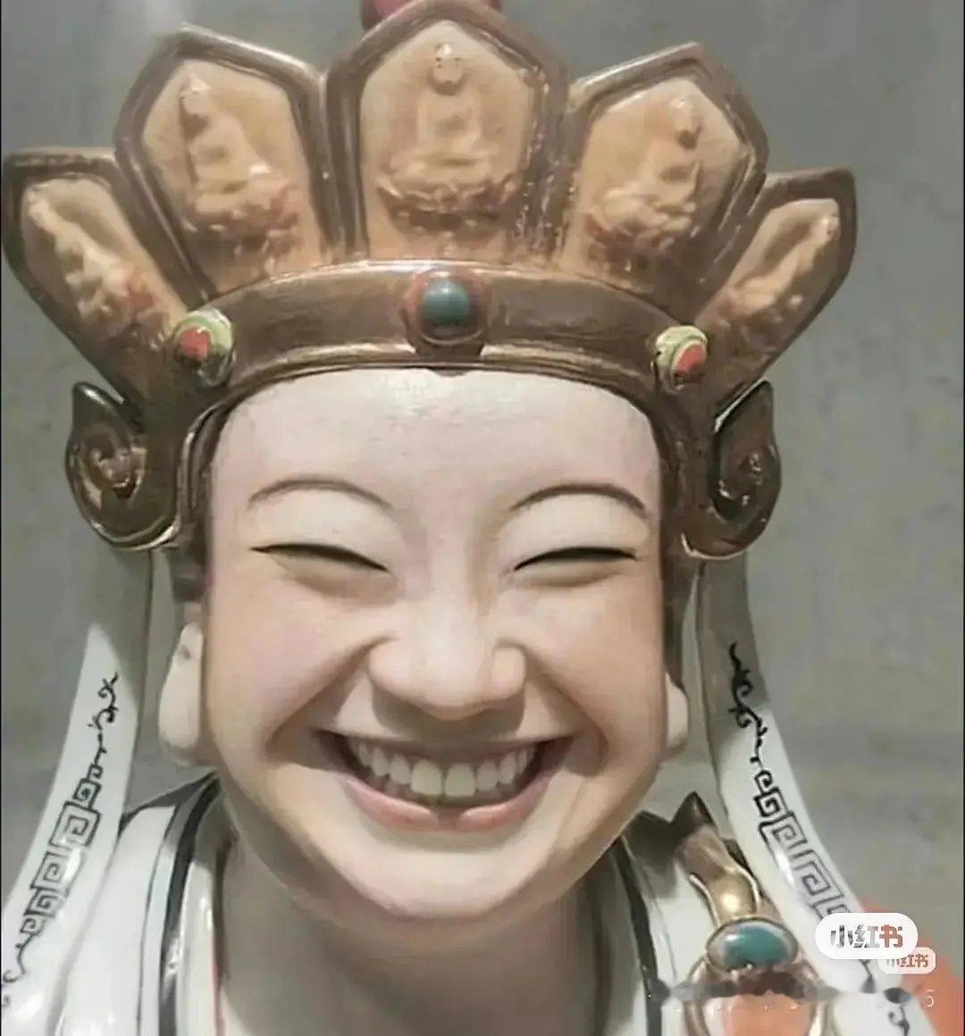 刘学义这个造型帽子是全责