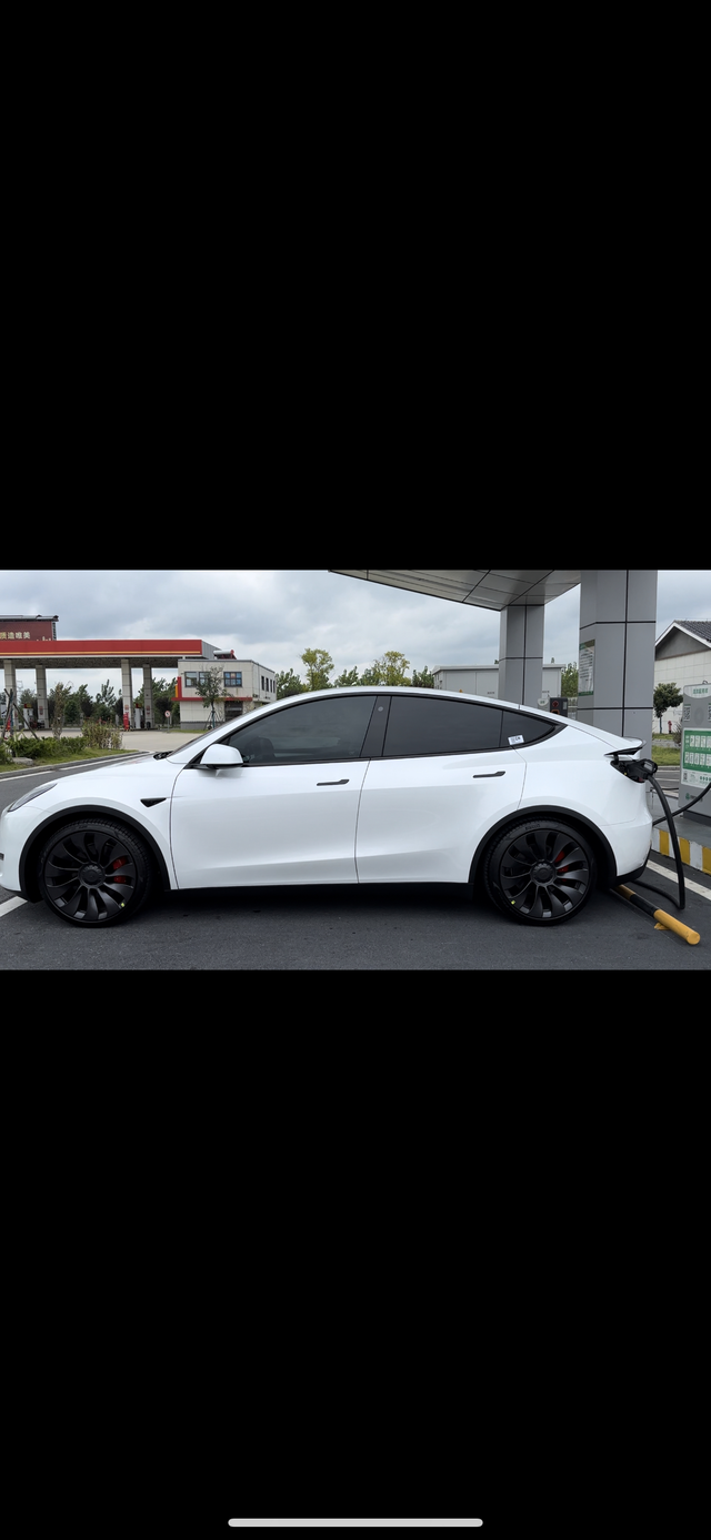 看看有多少p版本是超过40落地的一出去别人都问是不是20万多的车！有多少p版的