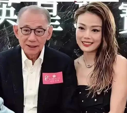容祖儿身家5亿，名下12套房，但44岁的她买哪一区的房子，要先问70岁老